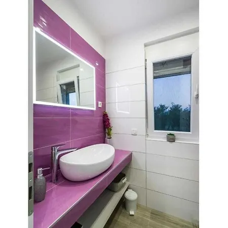 Ferienhaus Diana 2 *